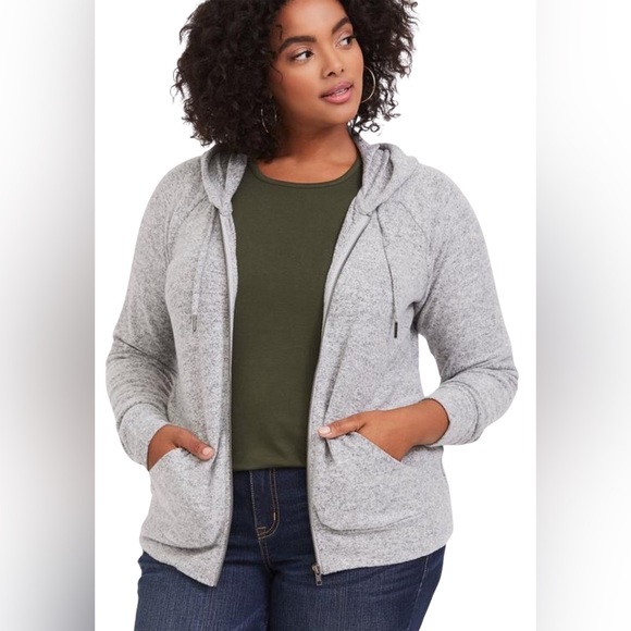 torrid Tops - Torrid, Super Soft Plush Zip Up Hoodie (Size 4)